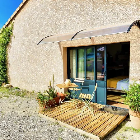 Douce Quietude Bed & Breakfast *
