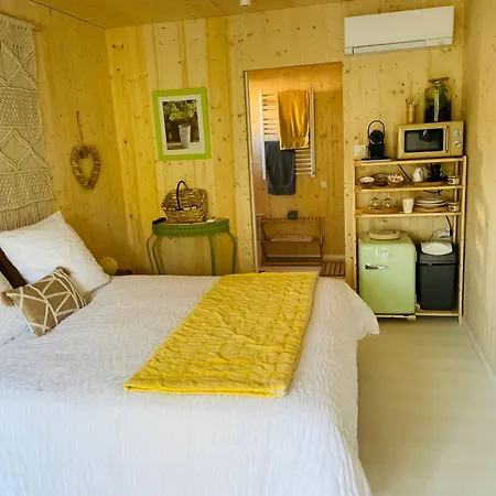 Bed & Breakfast Douce Quietude D'hotes 3*