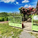 Douce Quietude D'hotes Bed & Breakfast