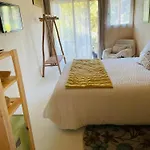 Douce Quietude D'hotes Bed & Breakfast